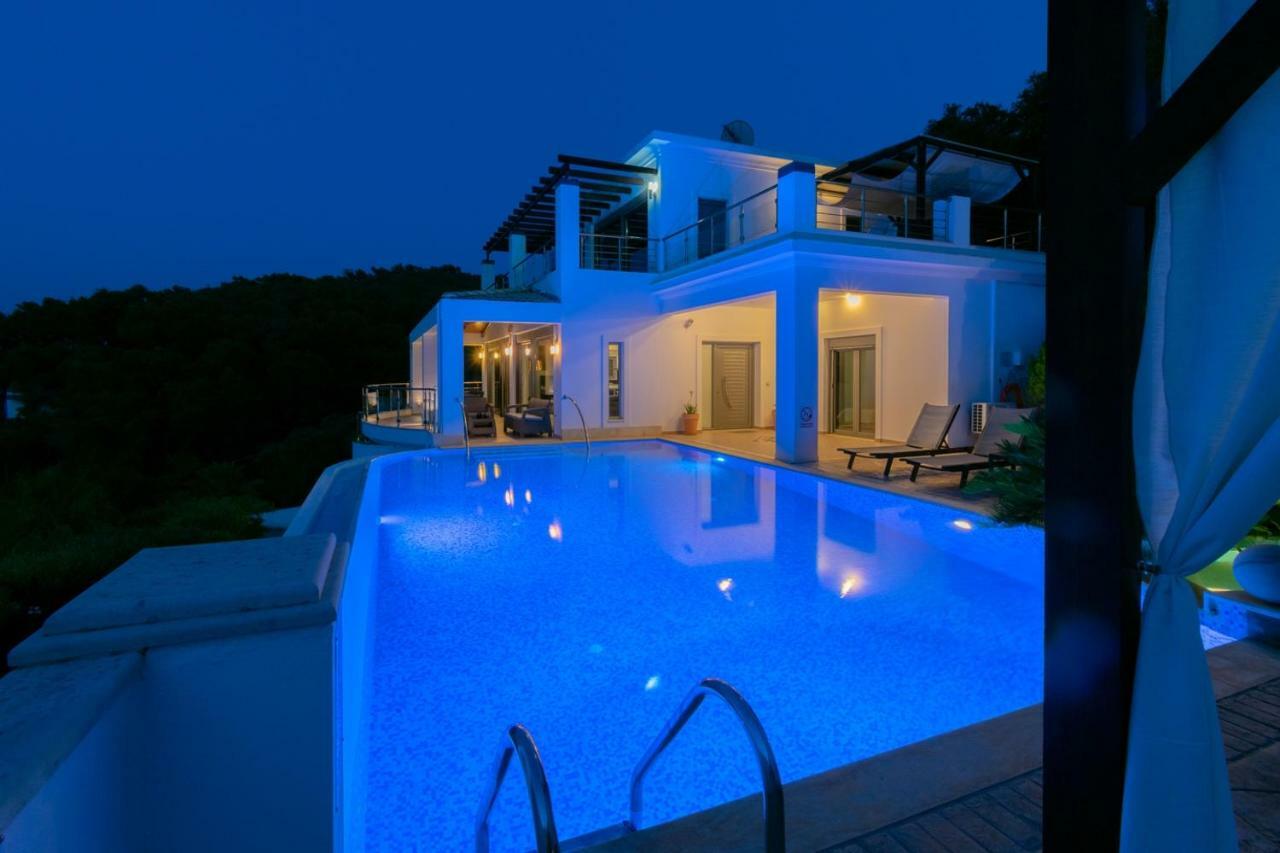 Villa Ionian Pearl Luxury *
