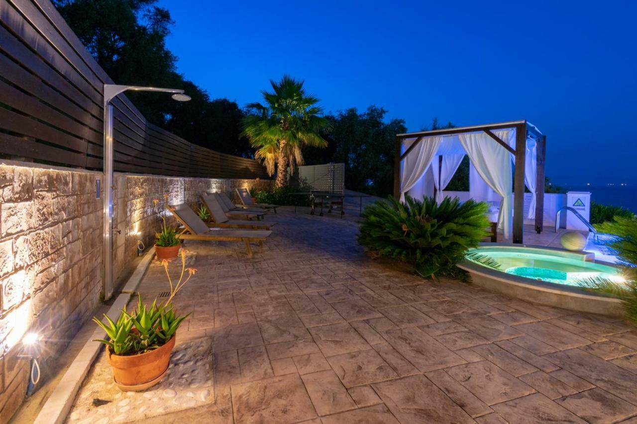 Ionian Pearl Luxury * Mesongi