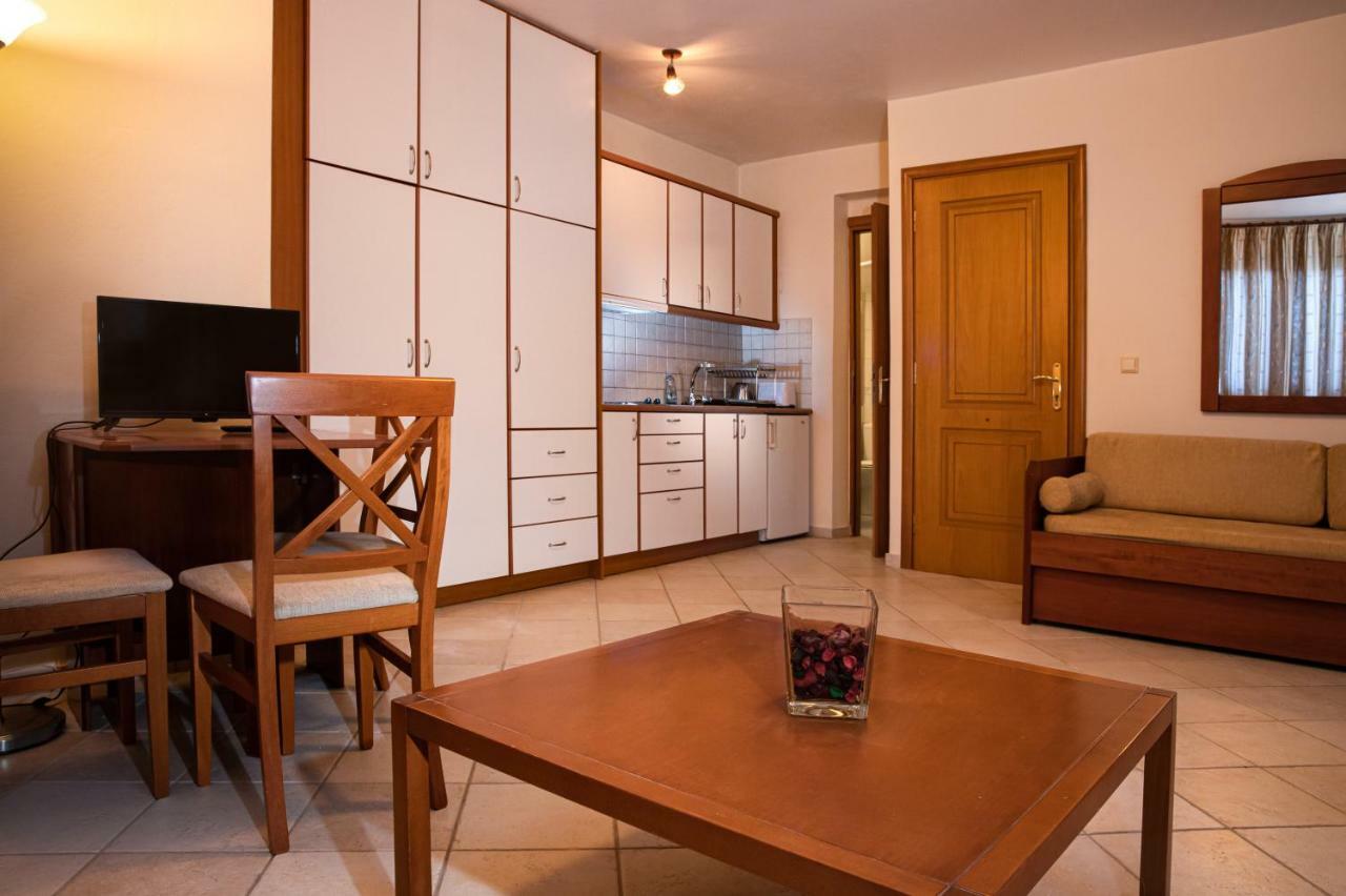 Pano's House