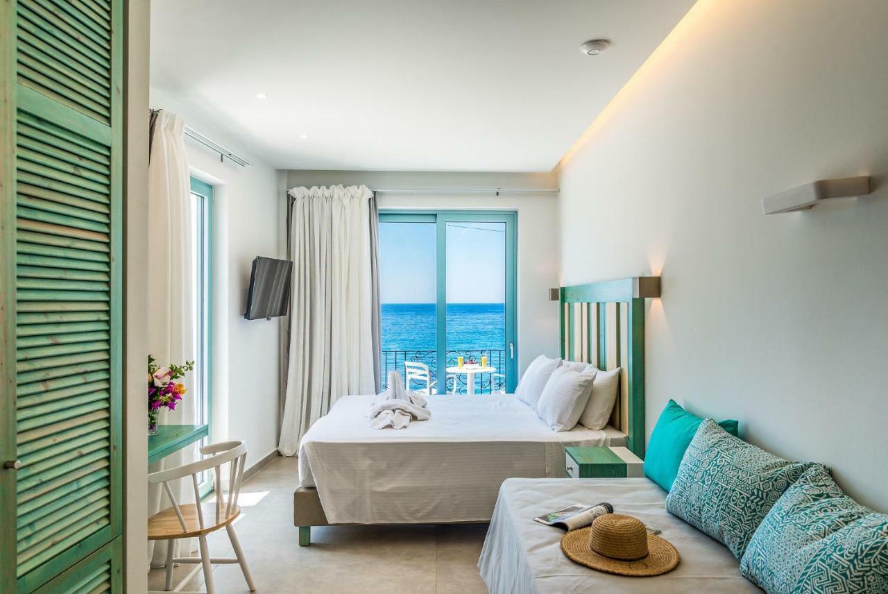 Aparthotel Samaria By The Sea 2*