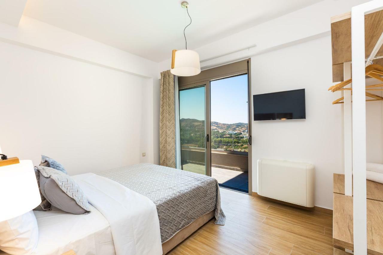 Villa Paris Villa, With Pool, Bbq, Playground & Seaviews, By Thinkvilla *