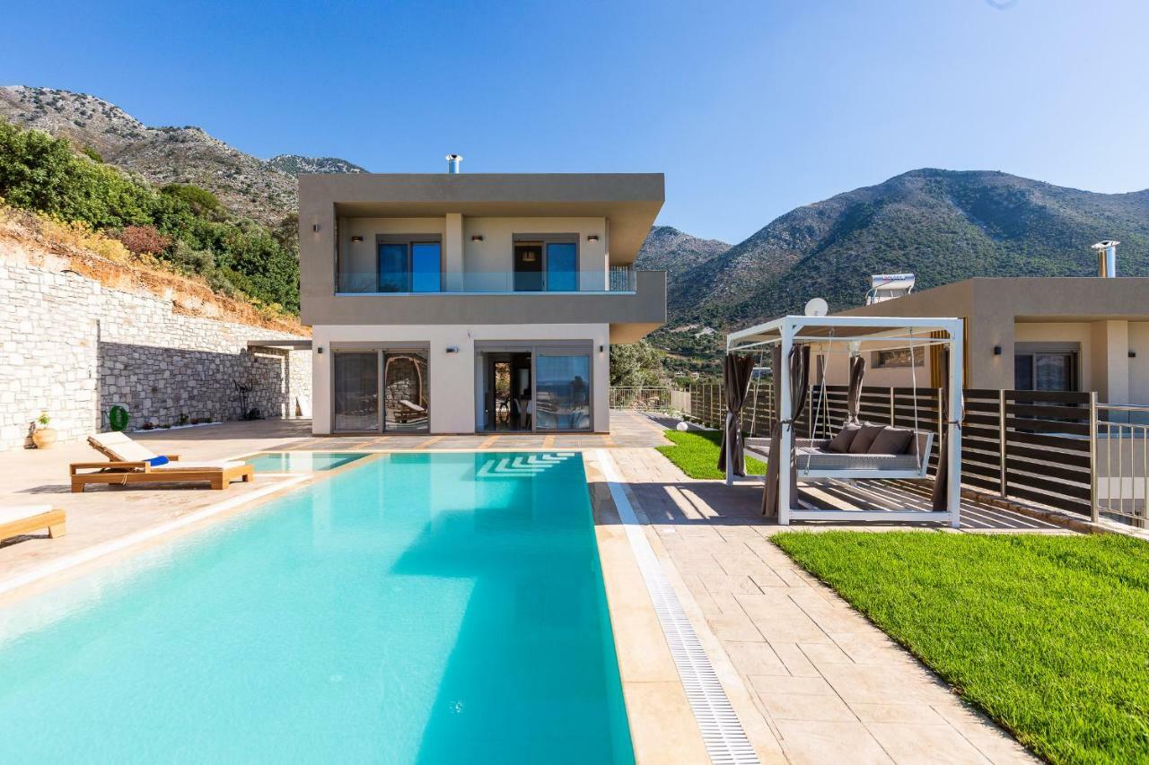 Paris Villa, With Pool, Bbq, Playground & Seaviews, By Thinkvilla Villa