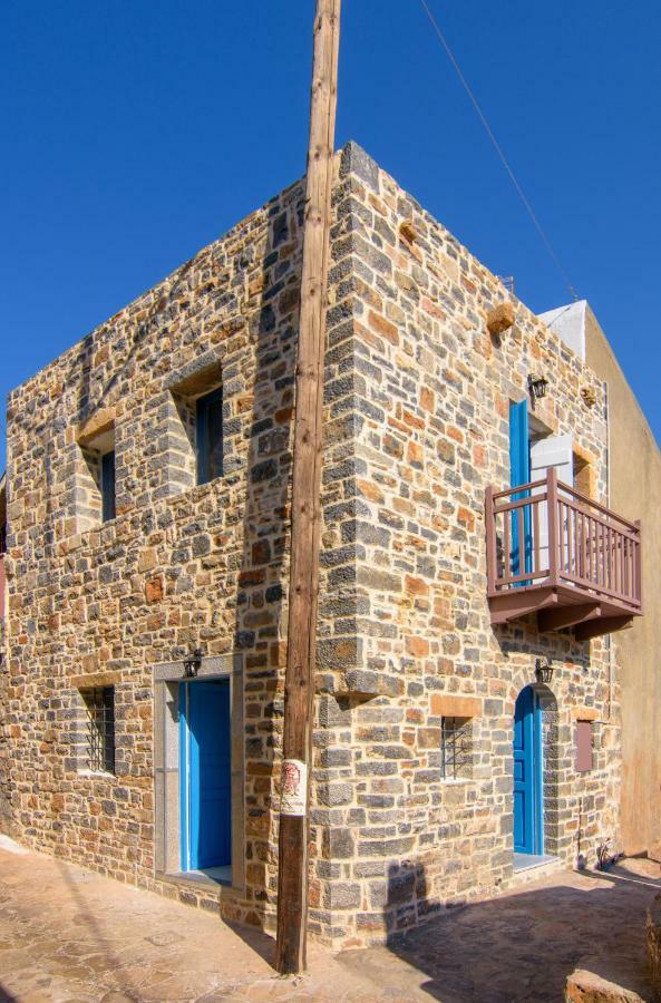 Lilas Traditional Maisonette Holiday home