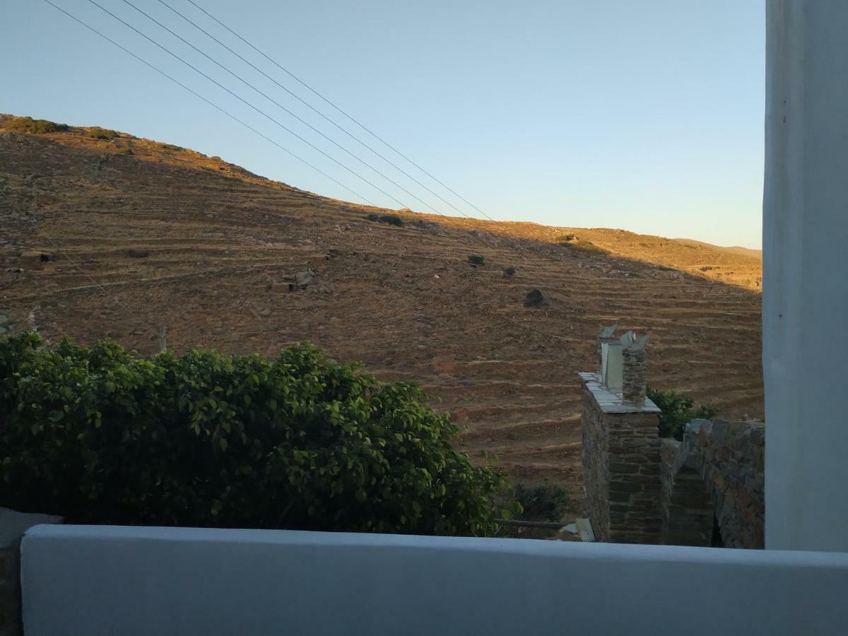 Ioanna Tinos Country house