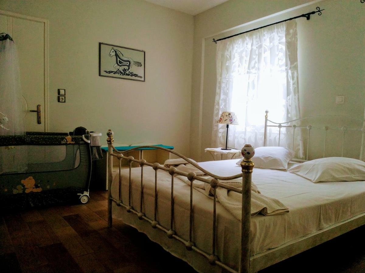 Holiday home Fenia