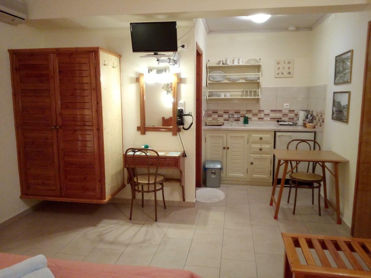 Apartment Pansion Matoula *
