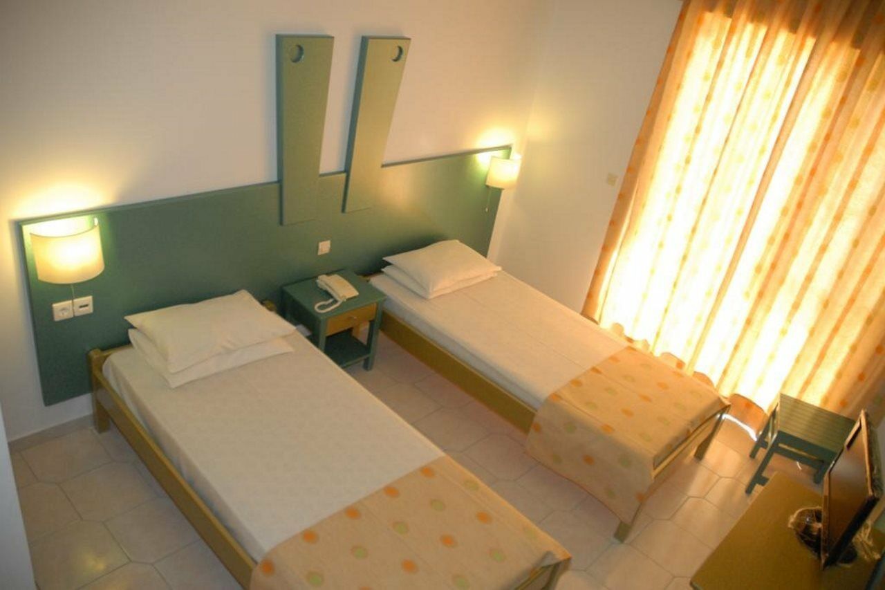 Trianta Hotel Apartments Ialysos (Rhodes)