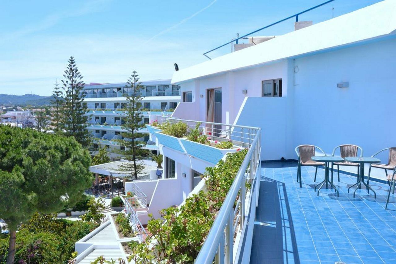 The (adults Only) 3*