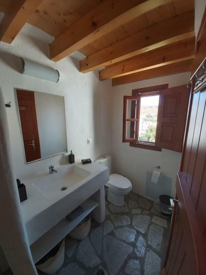 Apartment 1 *