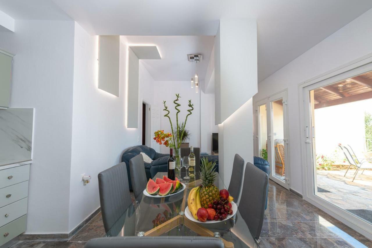 Belvedere ,pyrgi,corfu ,stunning Ipsos Bay View Villa *