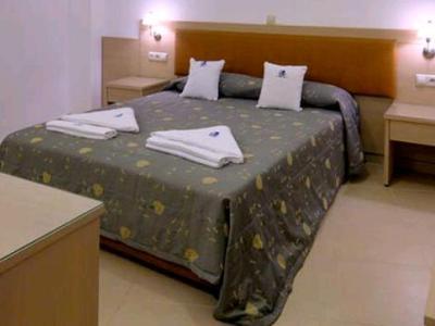 Little Hotel 2*
