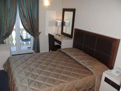 Pontikonisi & Hotel 3*