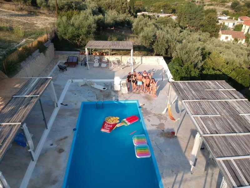 Aparthotel Pervola Petit 3*