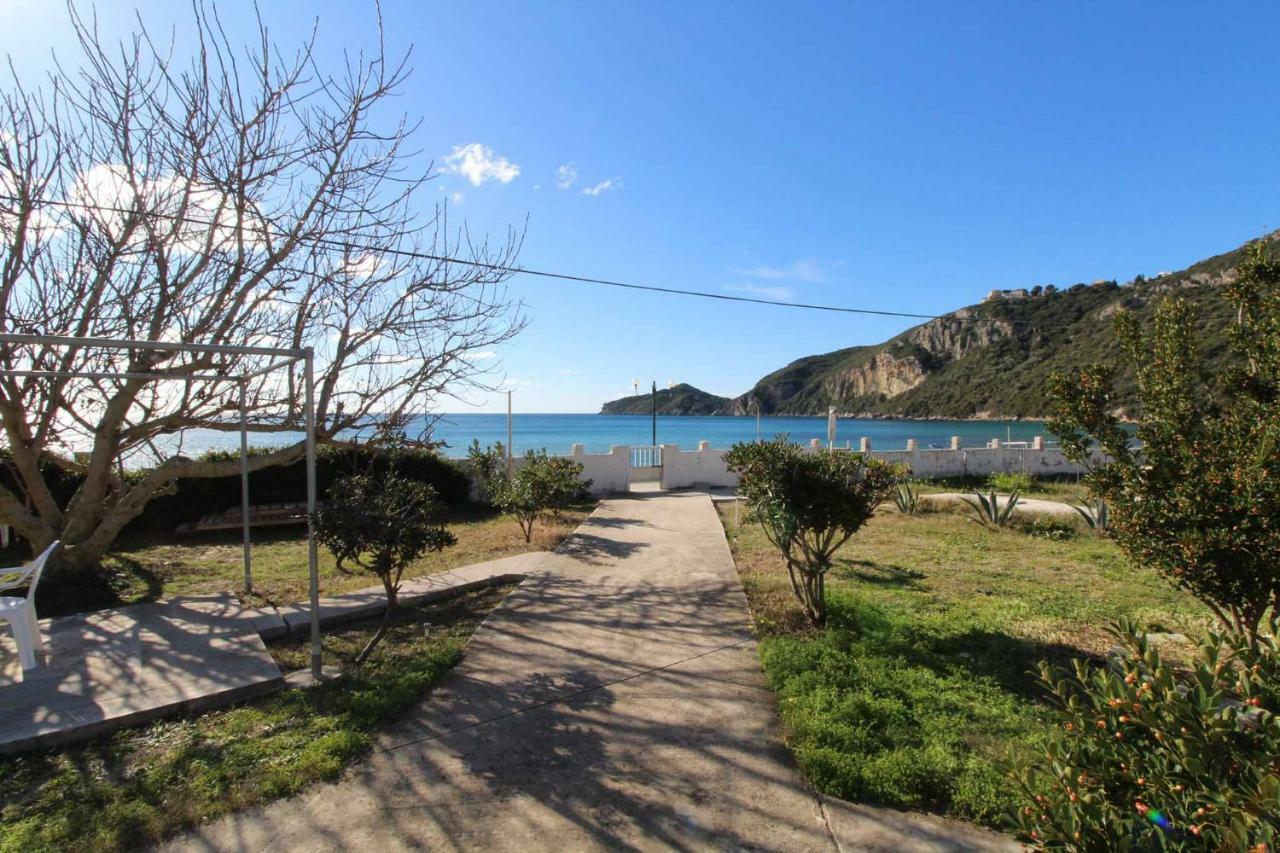 White House Pagoi Apartment Agios Georgios Pagon