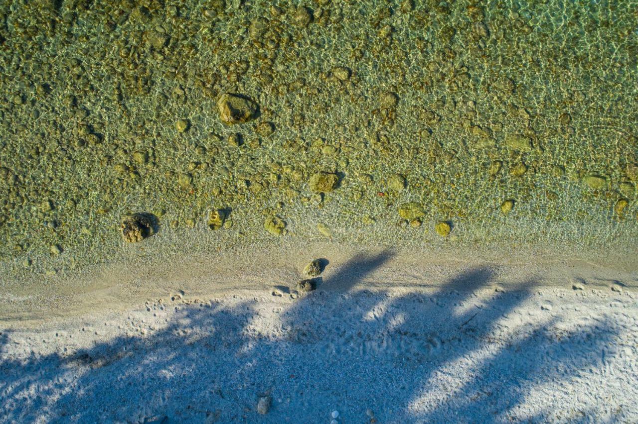 ήλιος In Ktima Gerostathi Polychrono