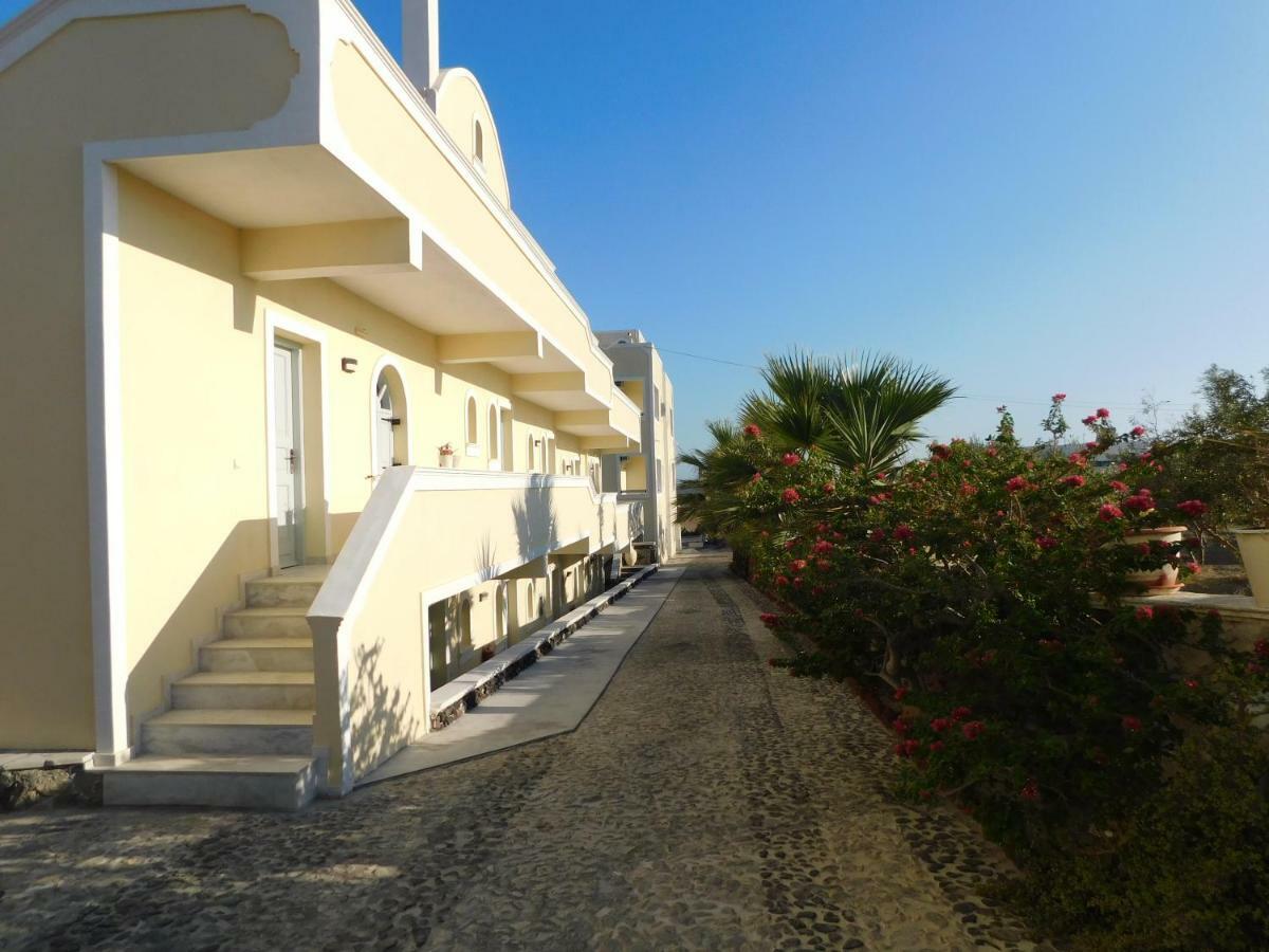 Sea Side 2* Perivolos (Santorini)