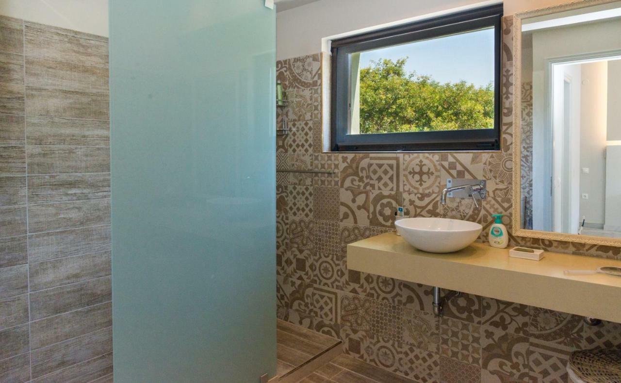 New - Manika - 3br 3ba Pool Agia Fotia (Sitia)