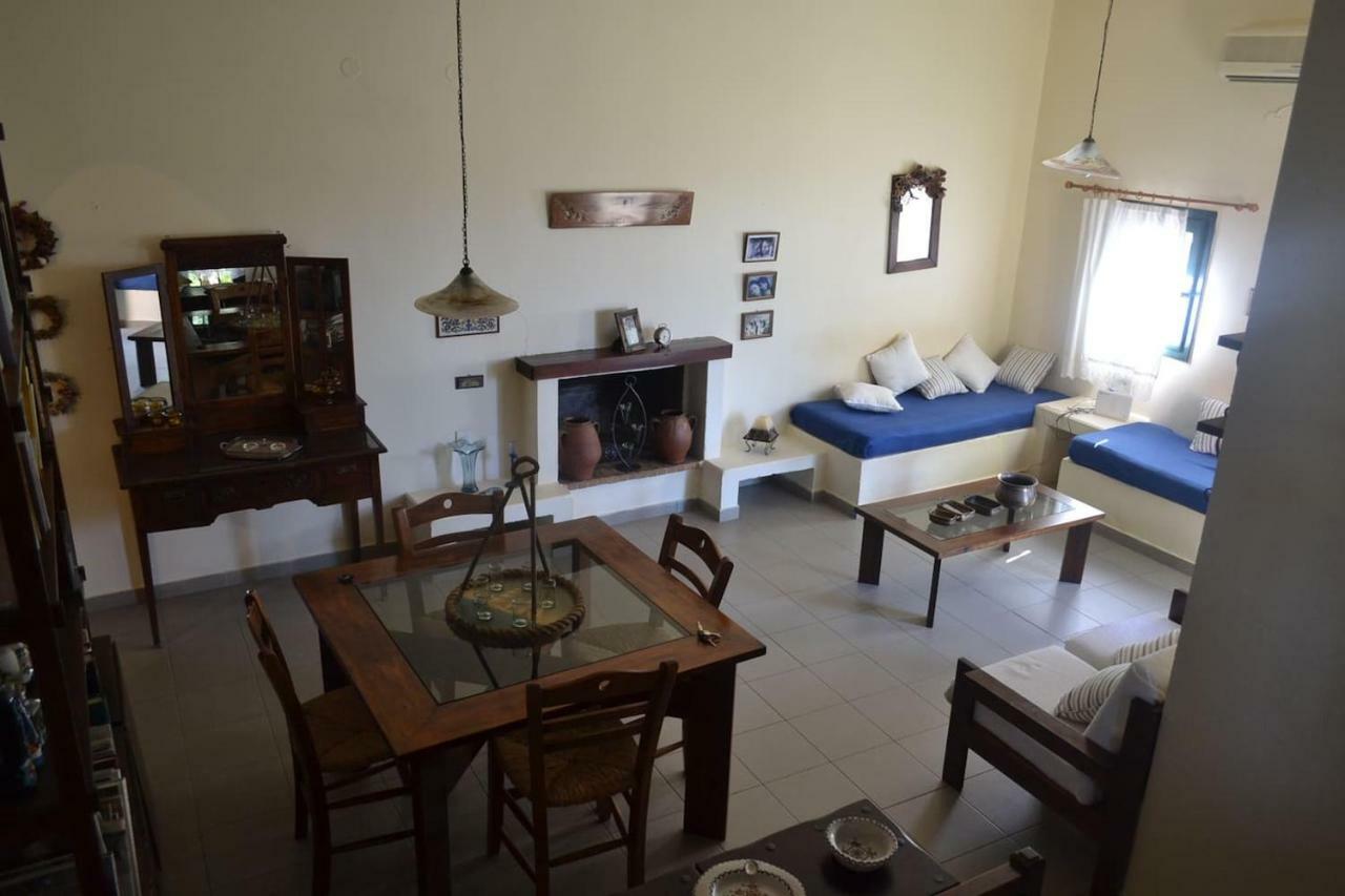 Punentes House Holiday home *