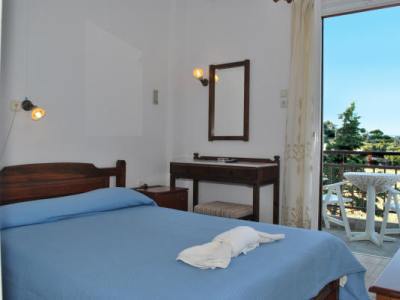 Artemon Hotel
