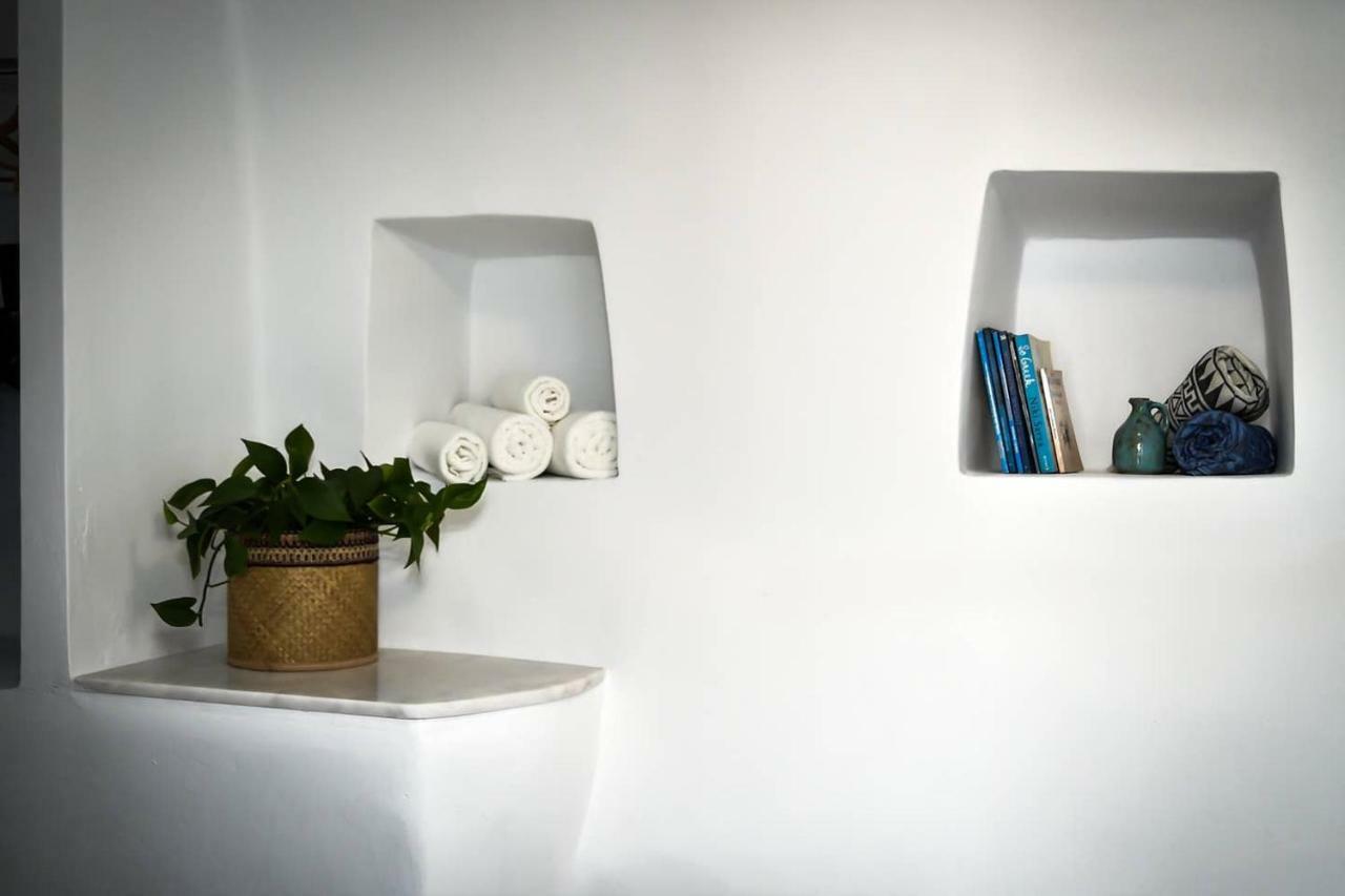 Charming 2br Hilltop Serenity Suite, Lively Greek Village *