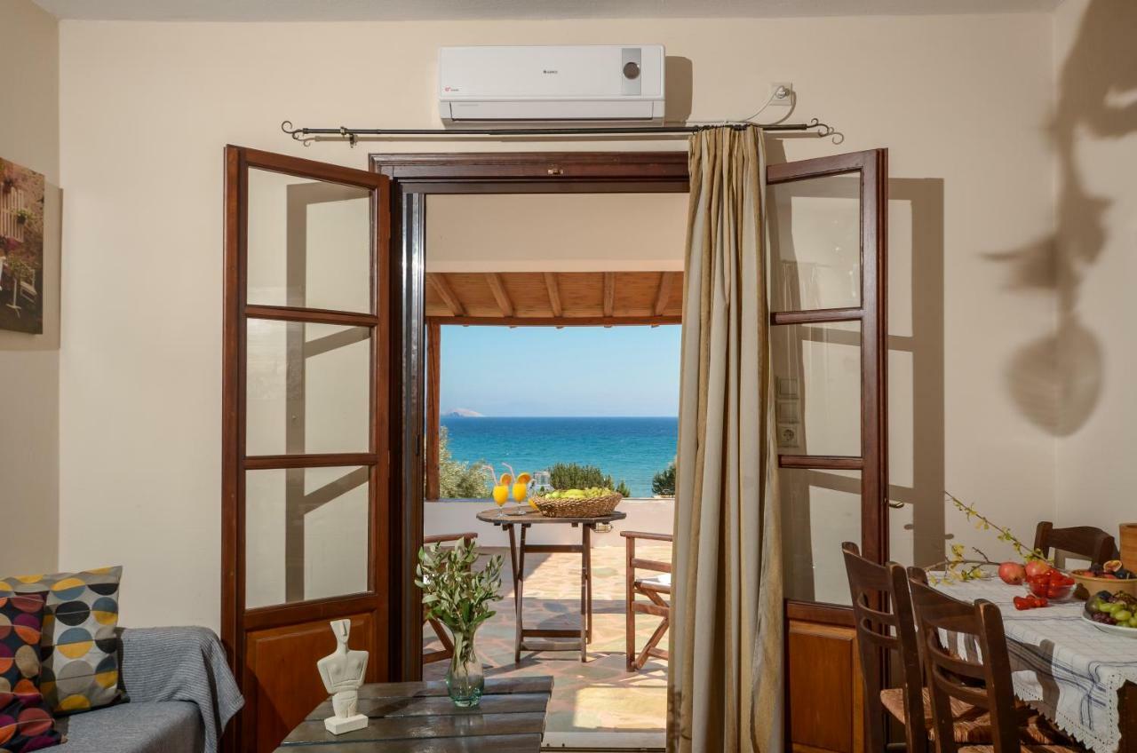 Apartment Theonis Moutsouna