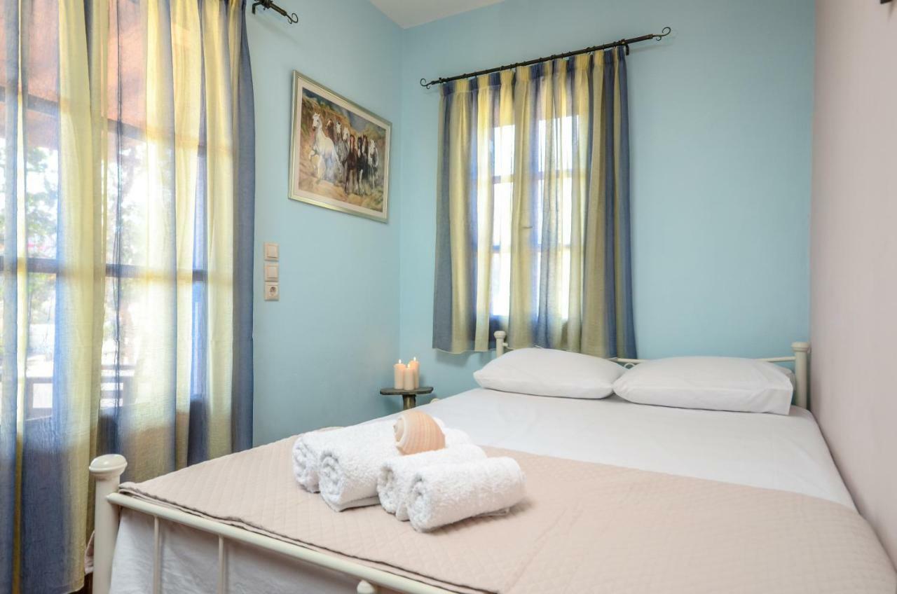 Theonis Apartment *