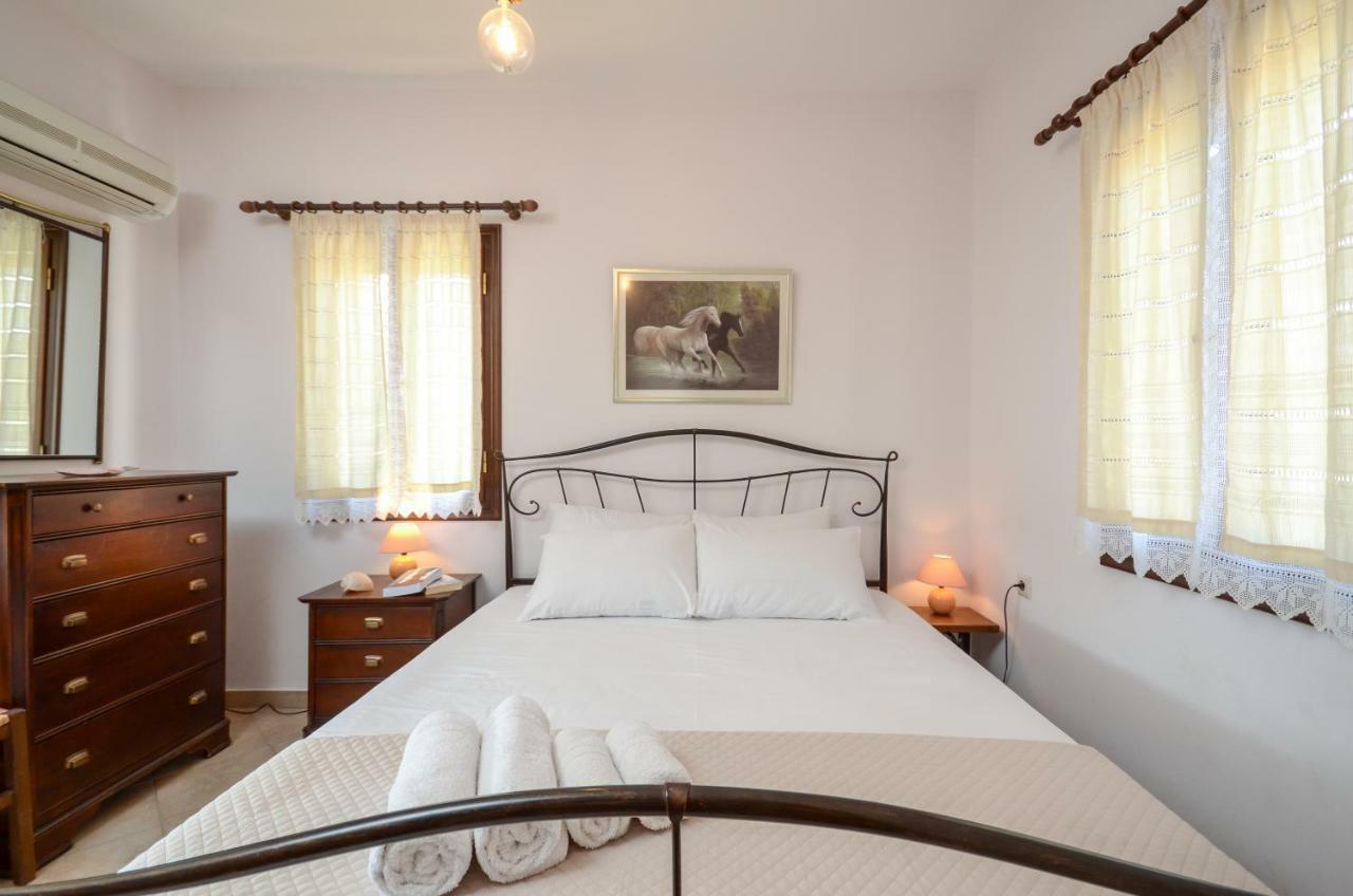Theonis Apartment Moutsouna