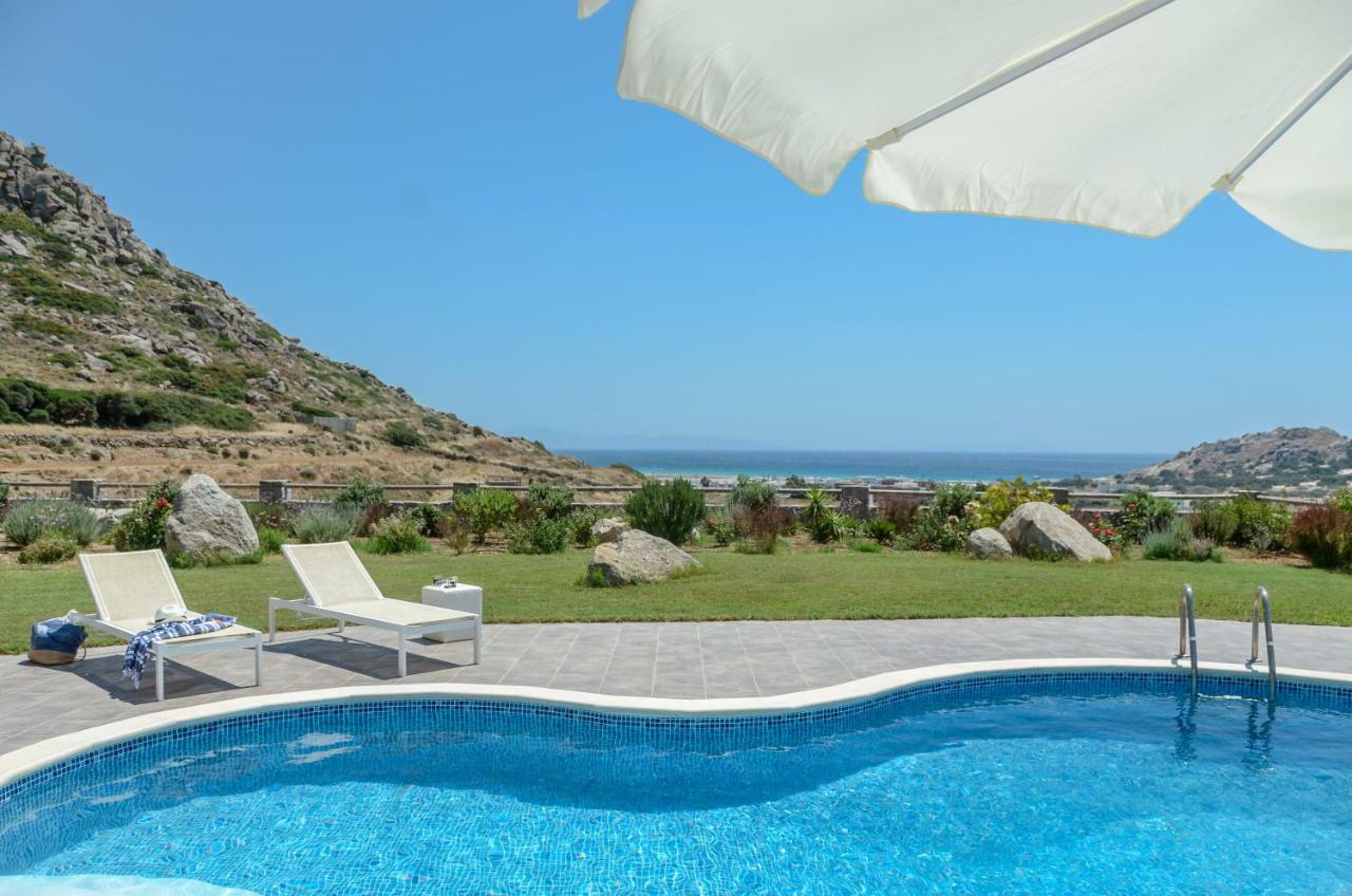 Naxos Luxury *