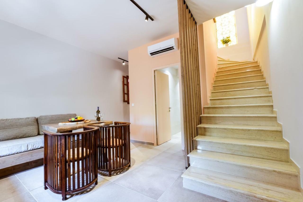 Aparthotel Anais 2*