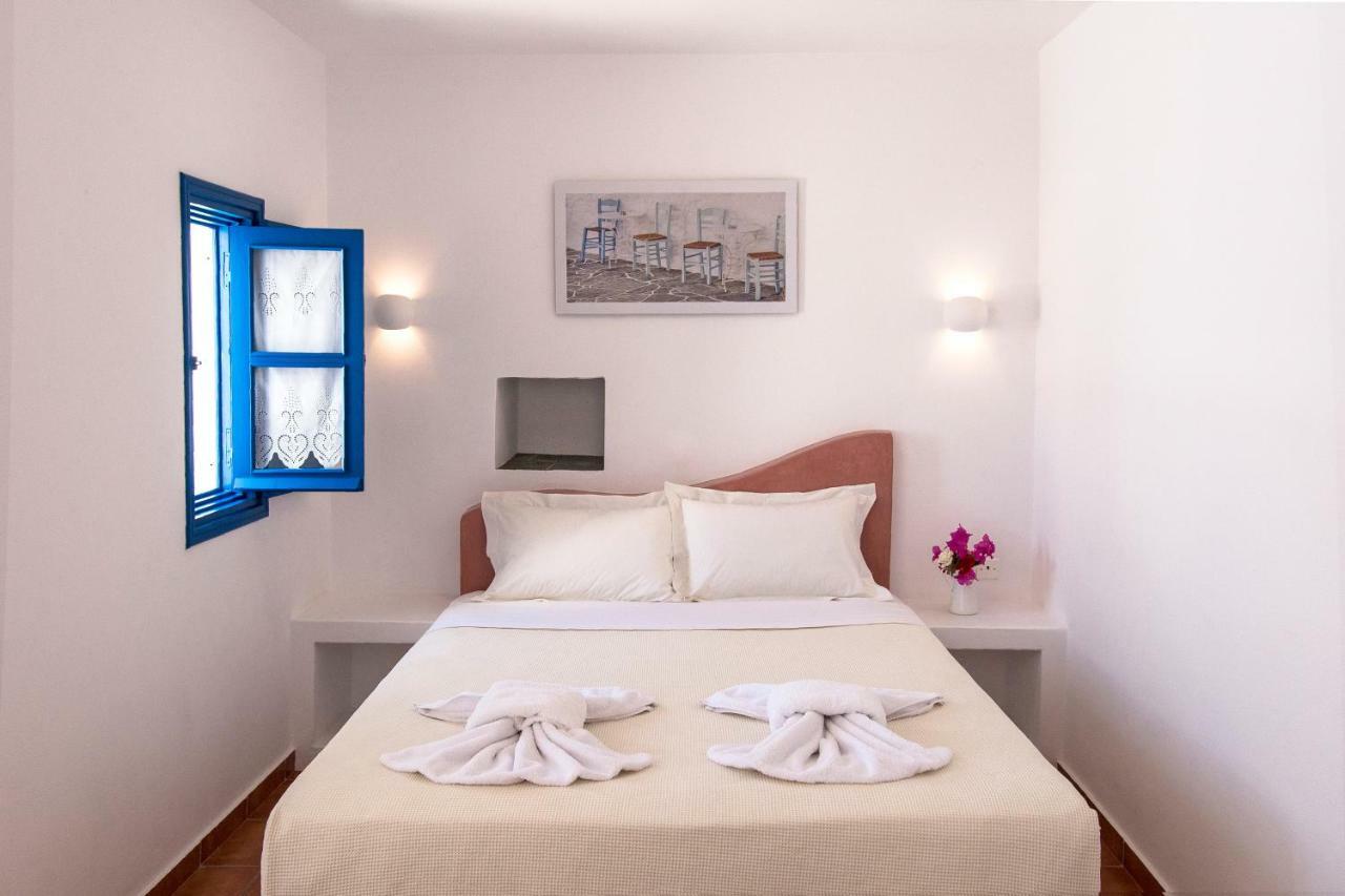 Aegeo Folegandros Town