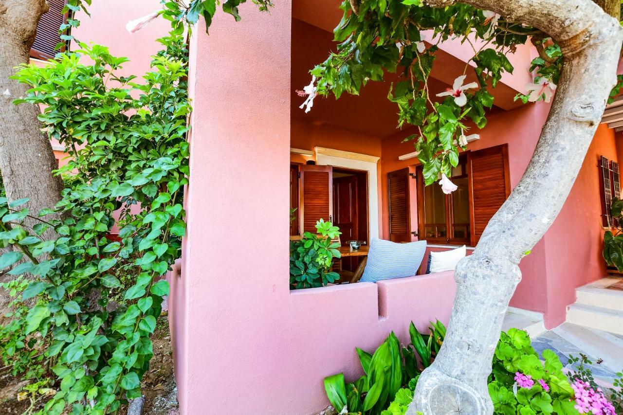 Aparthotel Anais 2*