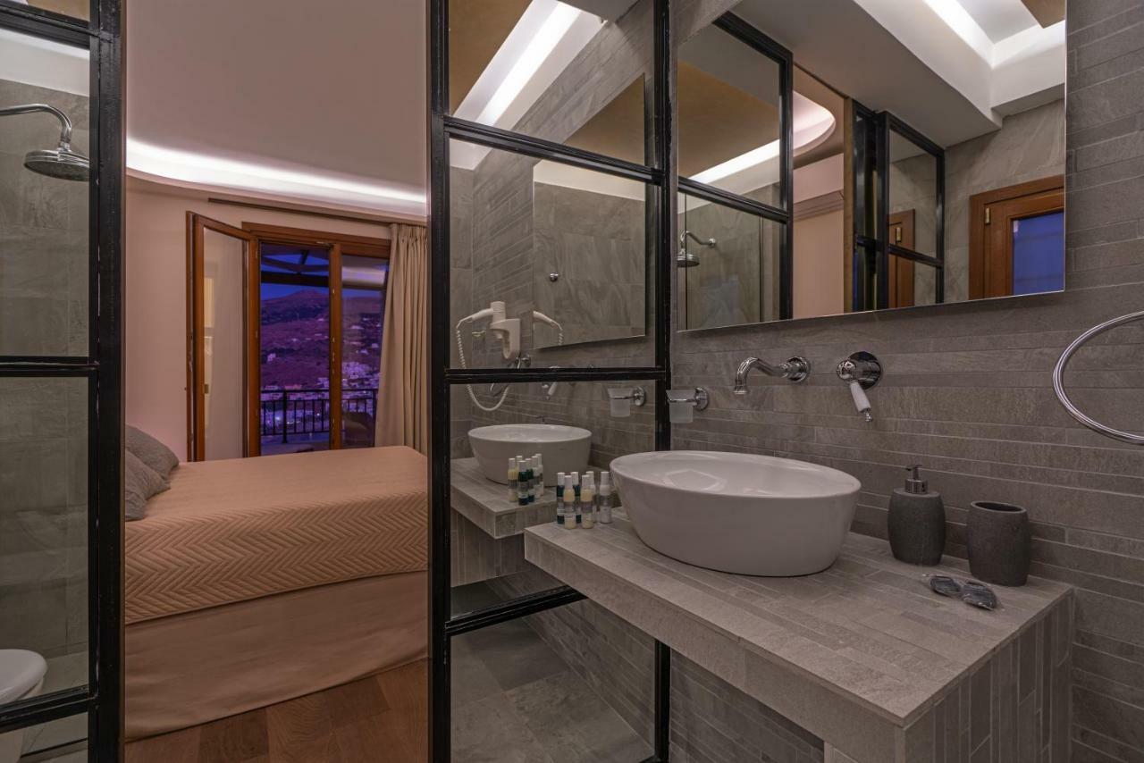 Apartment Belvedere Andros Batsi (Andros)