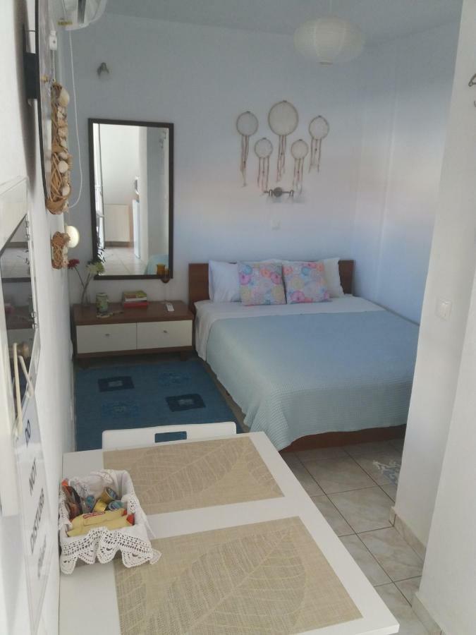 Inspiration Guestroom With Amazing Roof Garden Guest house Athens