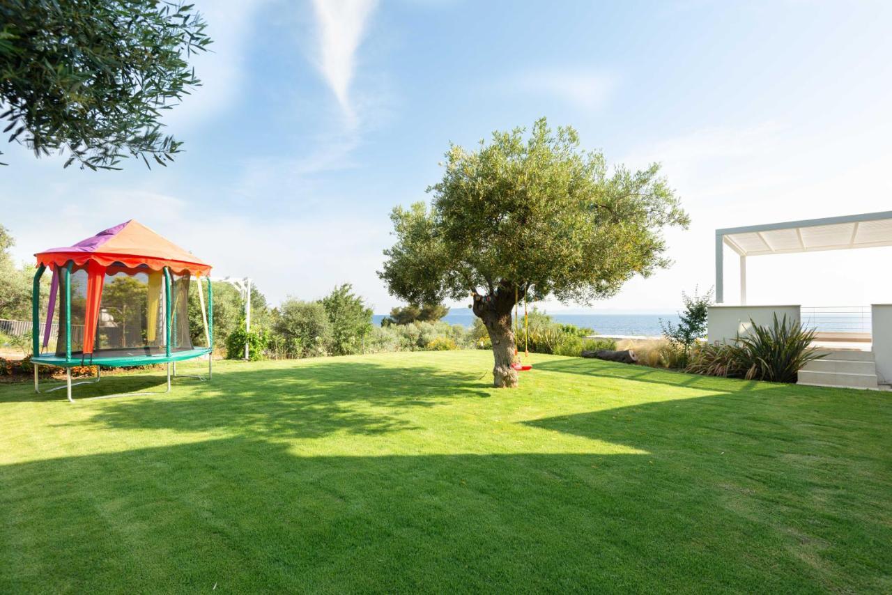 Akti Beachfront Chalkidiki Villa *