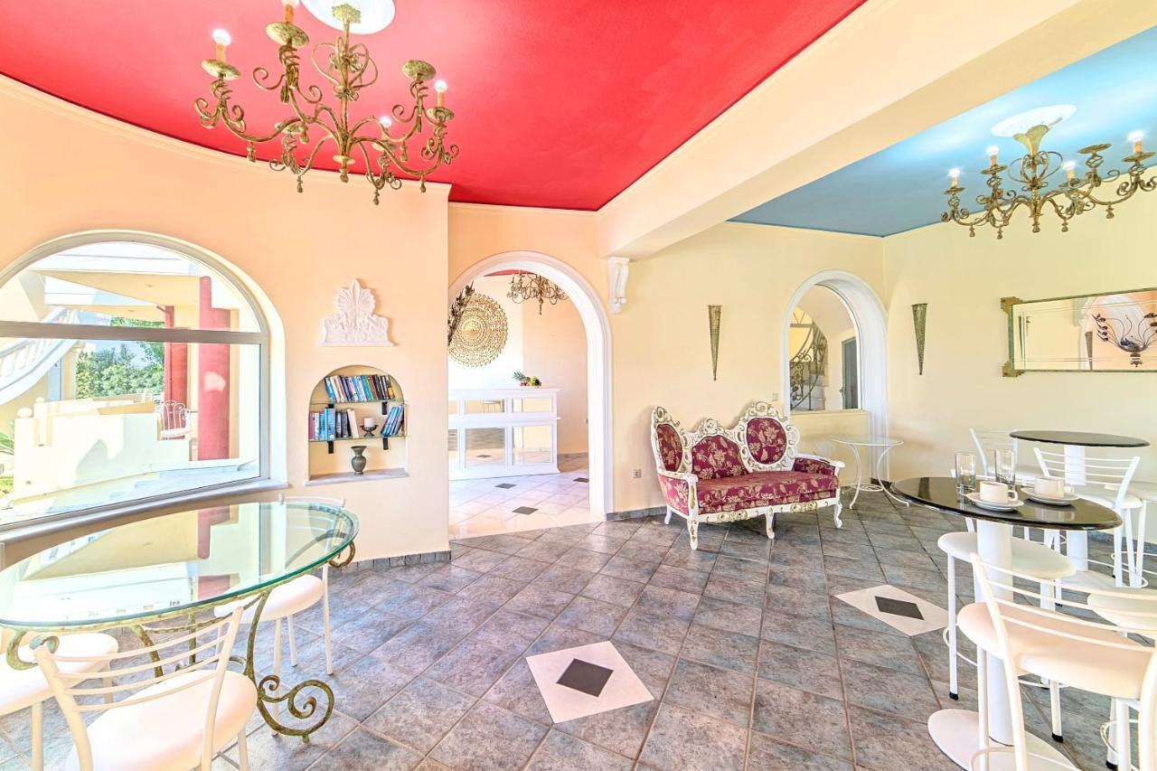 Palladion Apartment