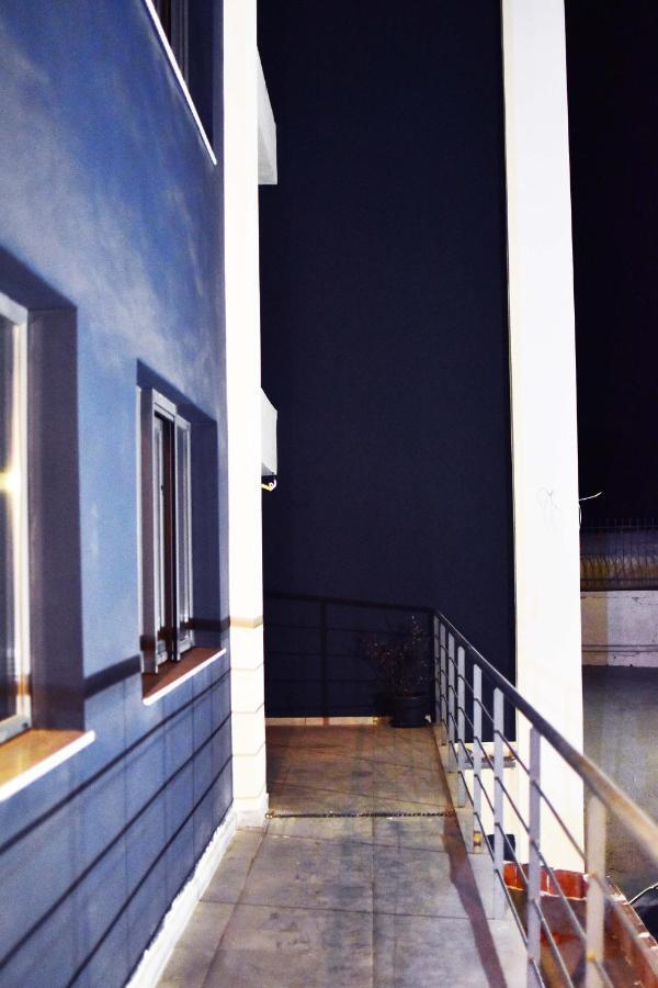 Chroma Apartment *