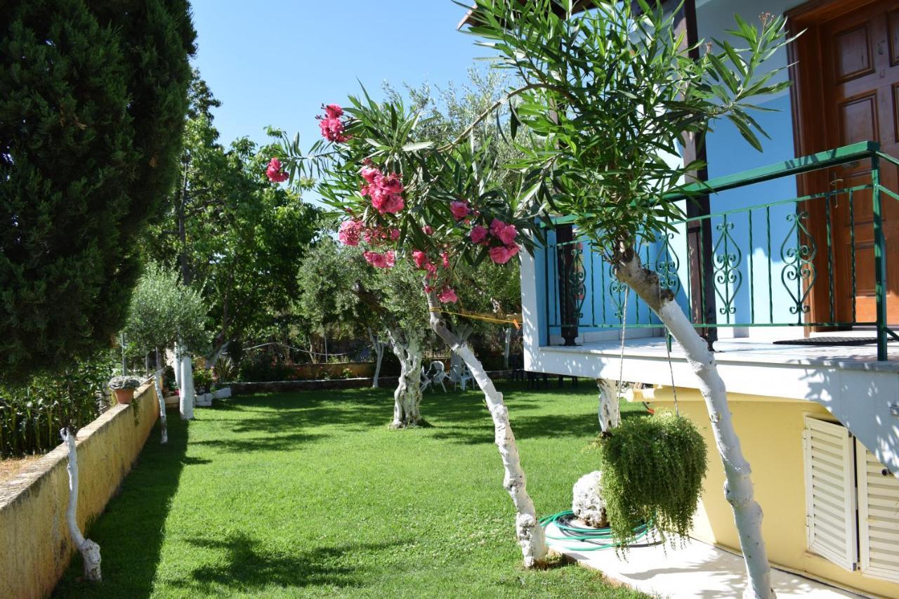 Apartment Elena Apartments Stoypa
