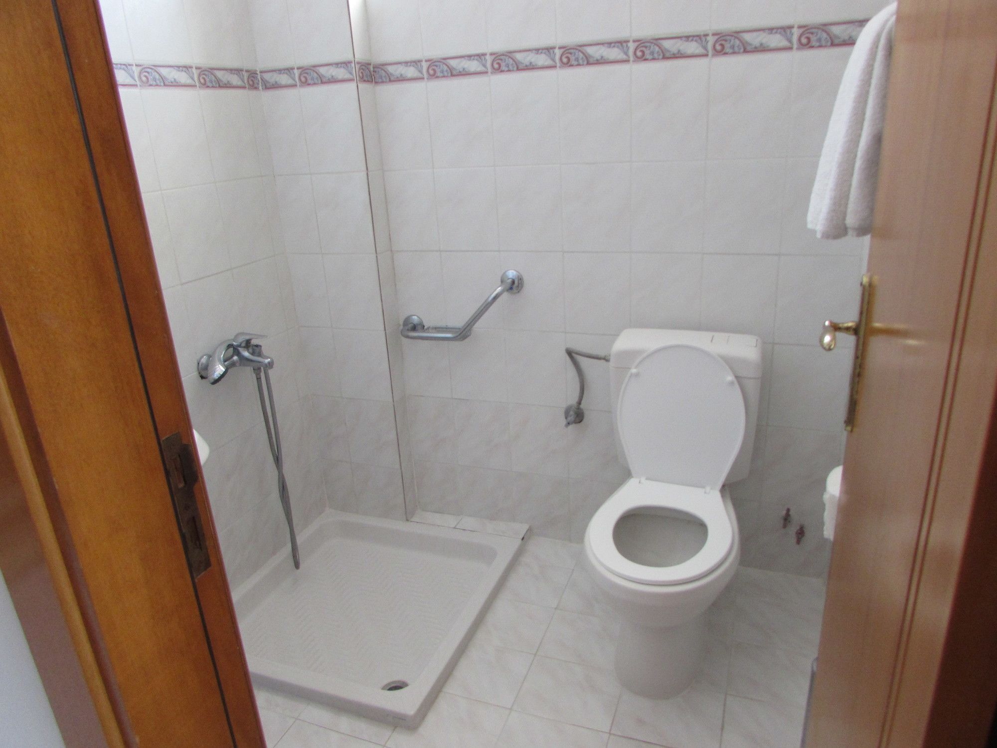 Coralli 2* Pefki (Rhodes)