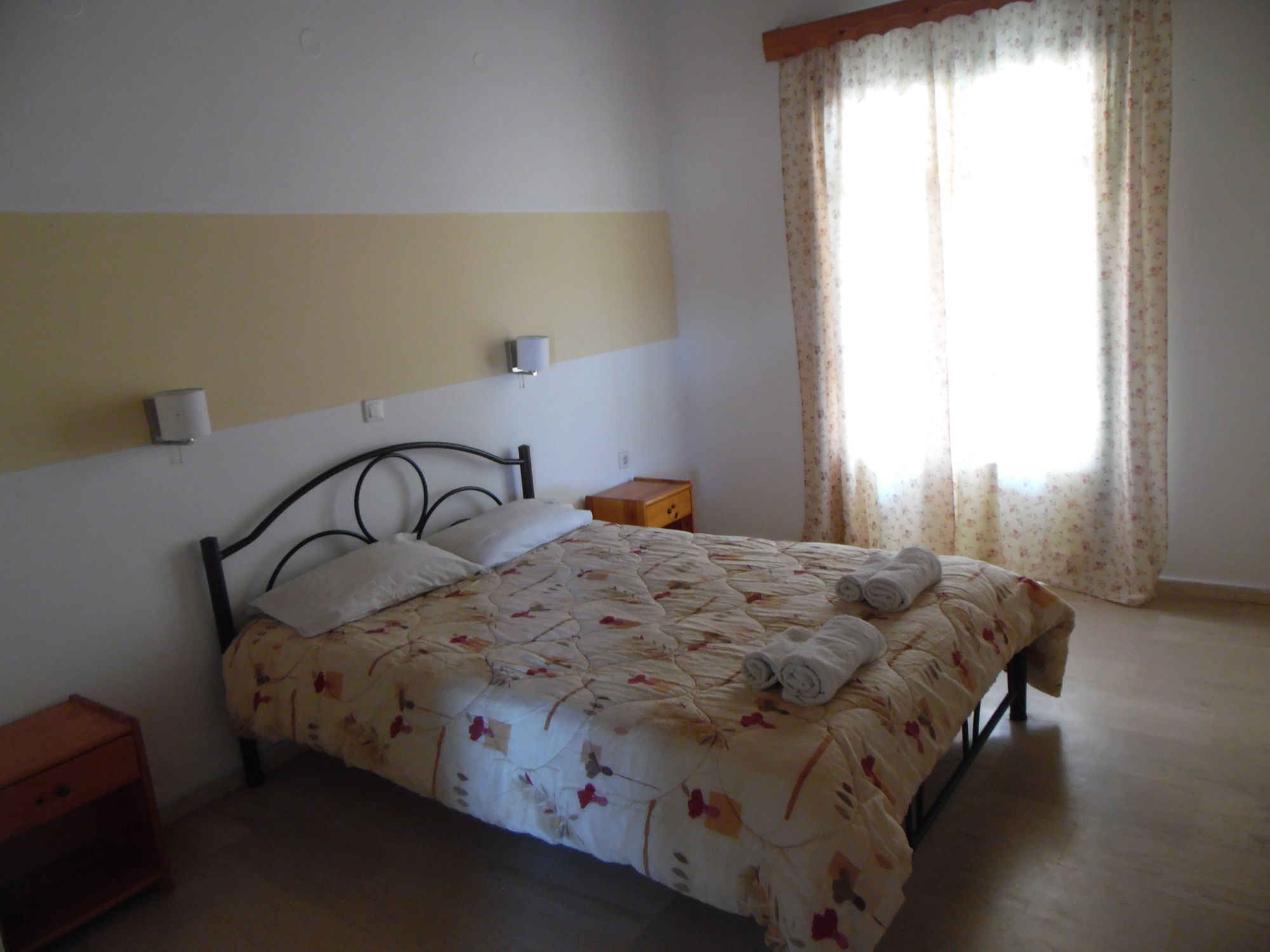 Katsaros & 2* Sidari (Corfu)