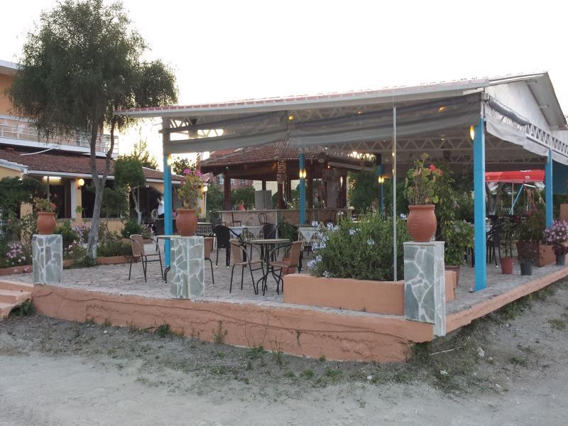 Nikolas Club