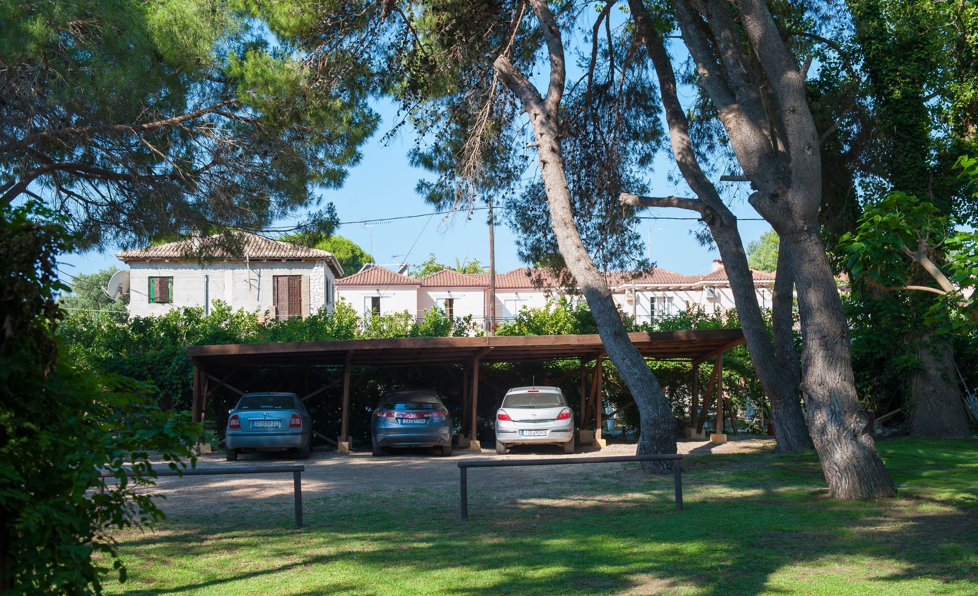 Zarkadis Beach Aparthotel 2*