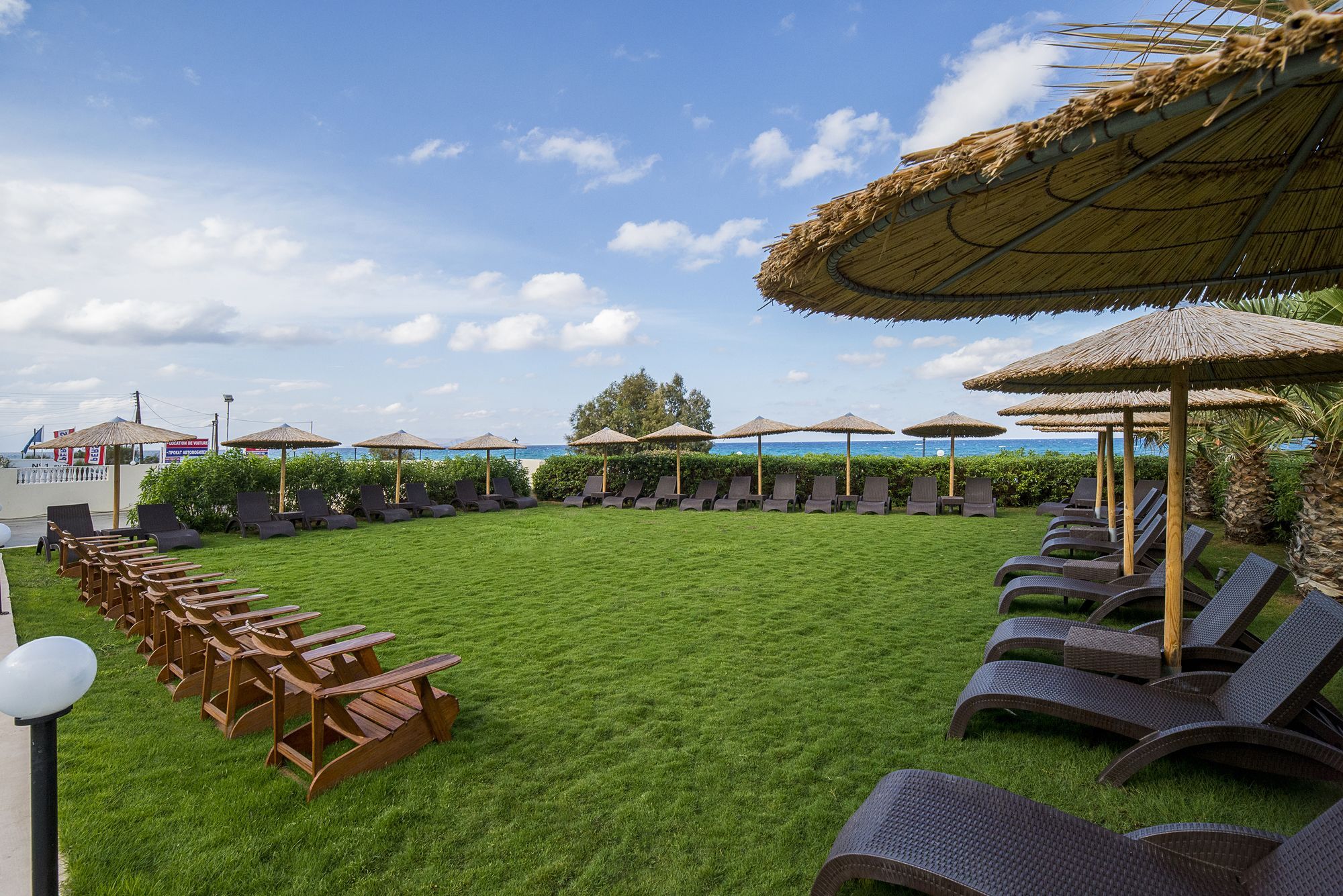 Senseana Sea Side & Aquadventure Hotel 5*