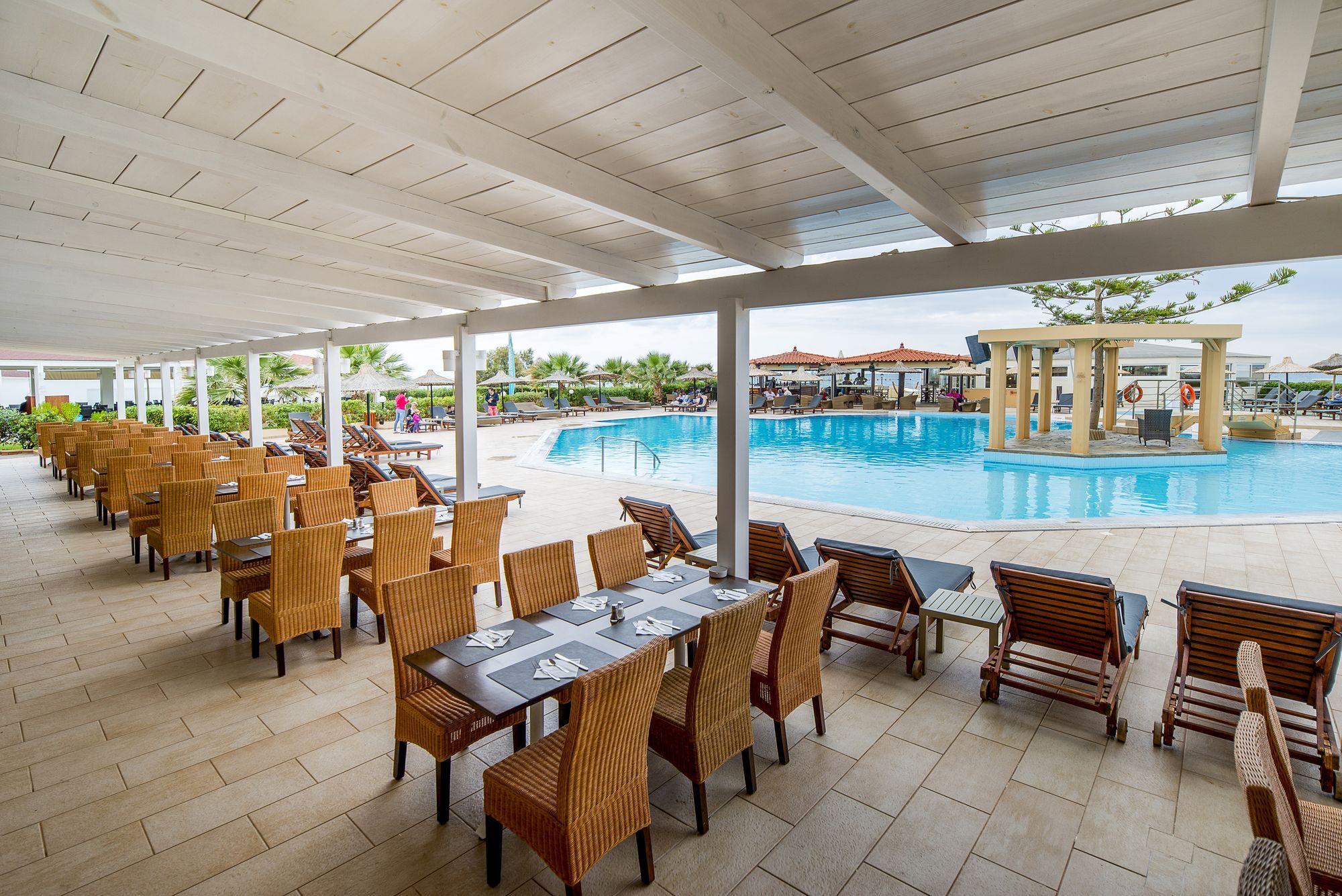 Hotel Senseana Sea Side & Aquadventure 5*
