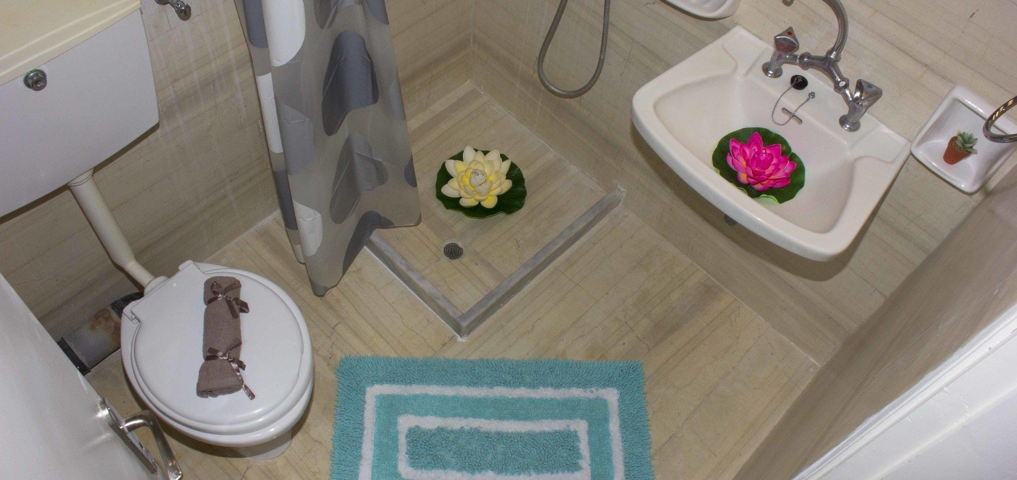 Blue Lagoon Apartment Amoudi