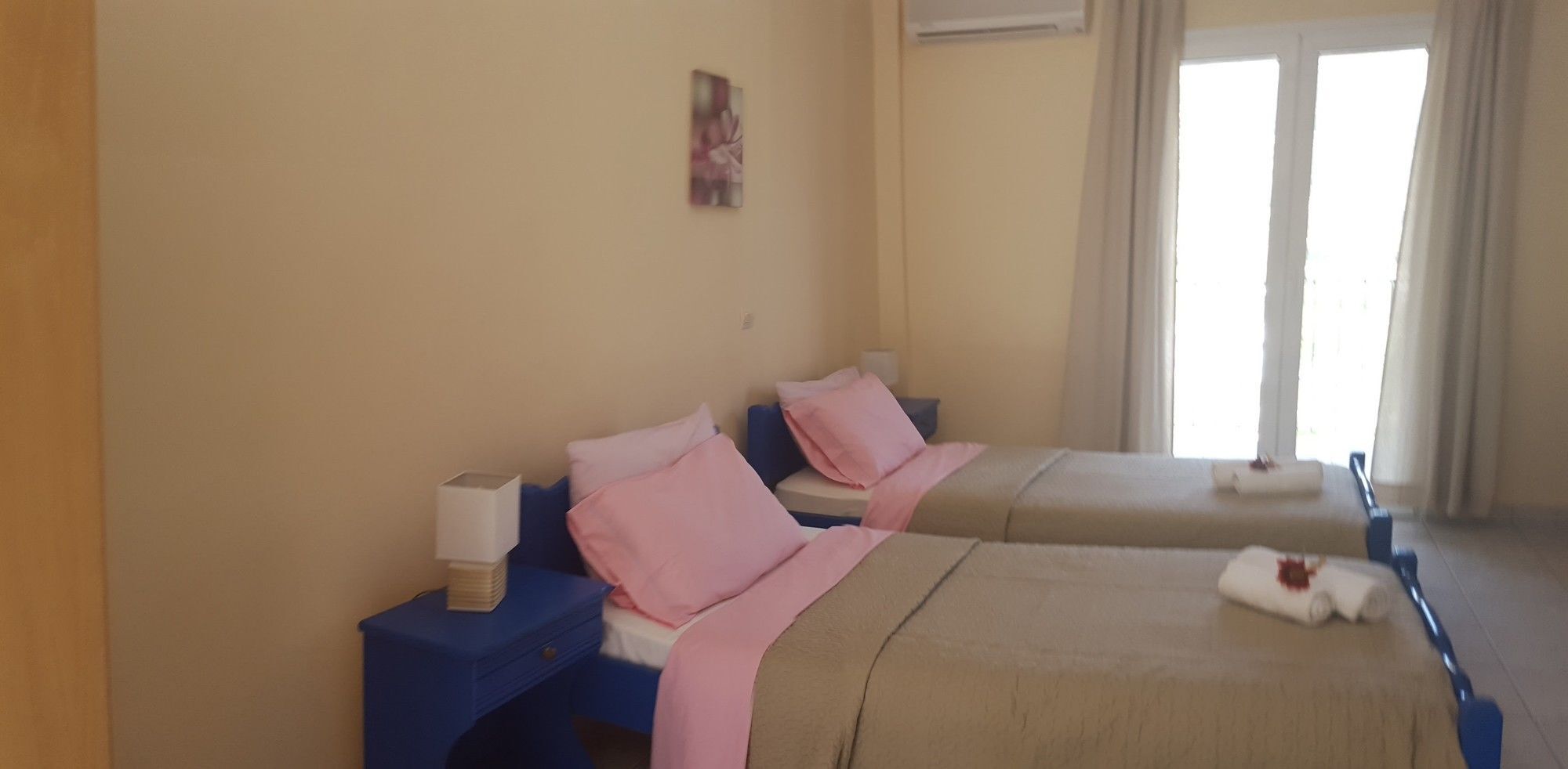 Myrtos Apartment 2*