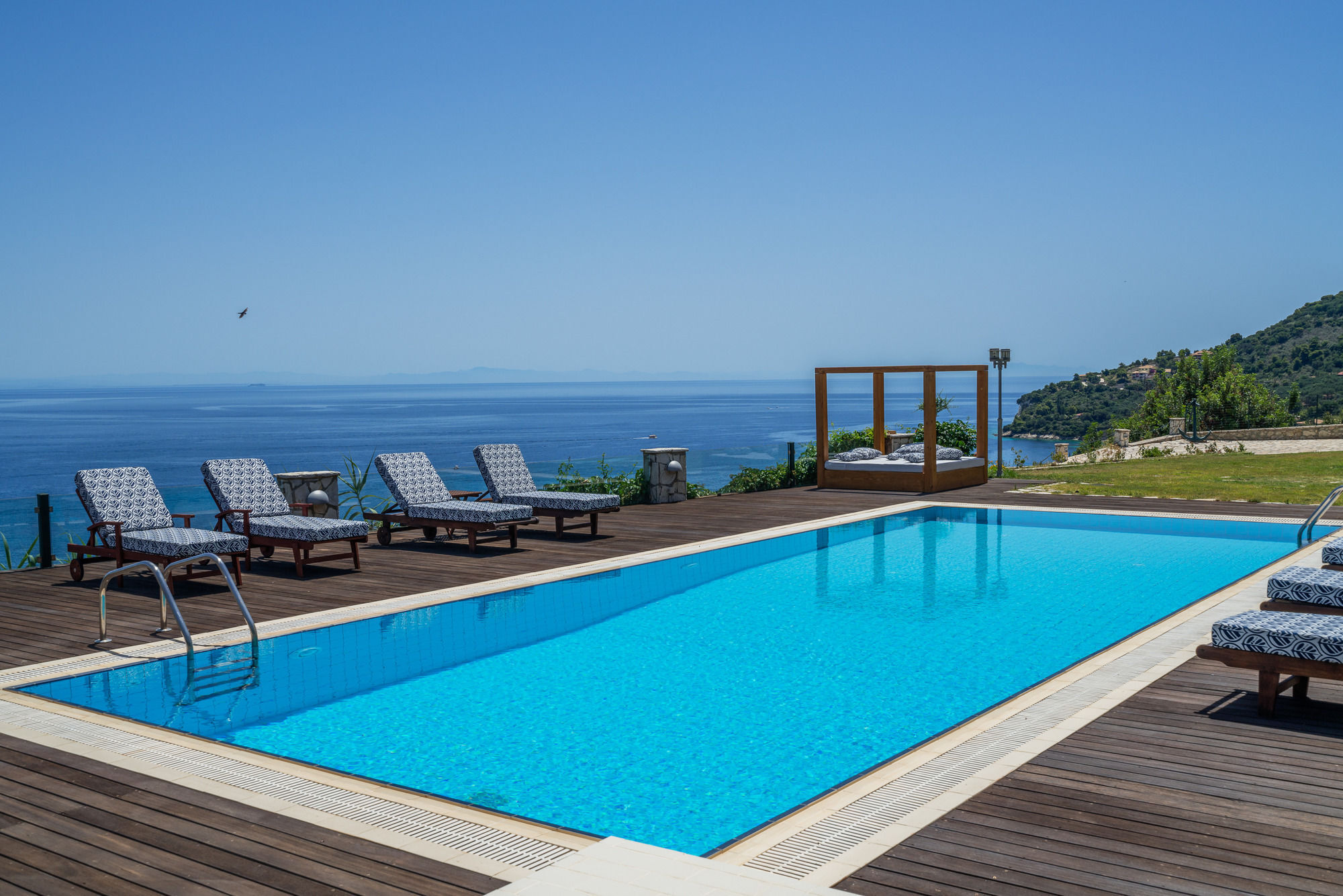Serenus Luxury