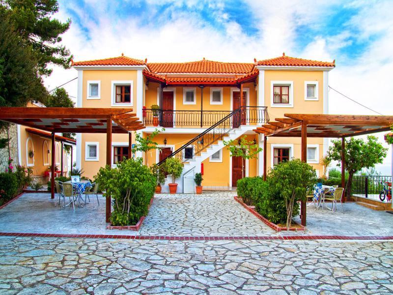 Contessa 3*
