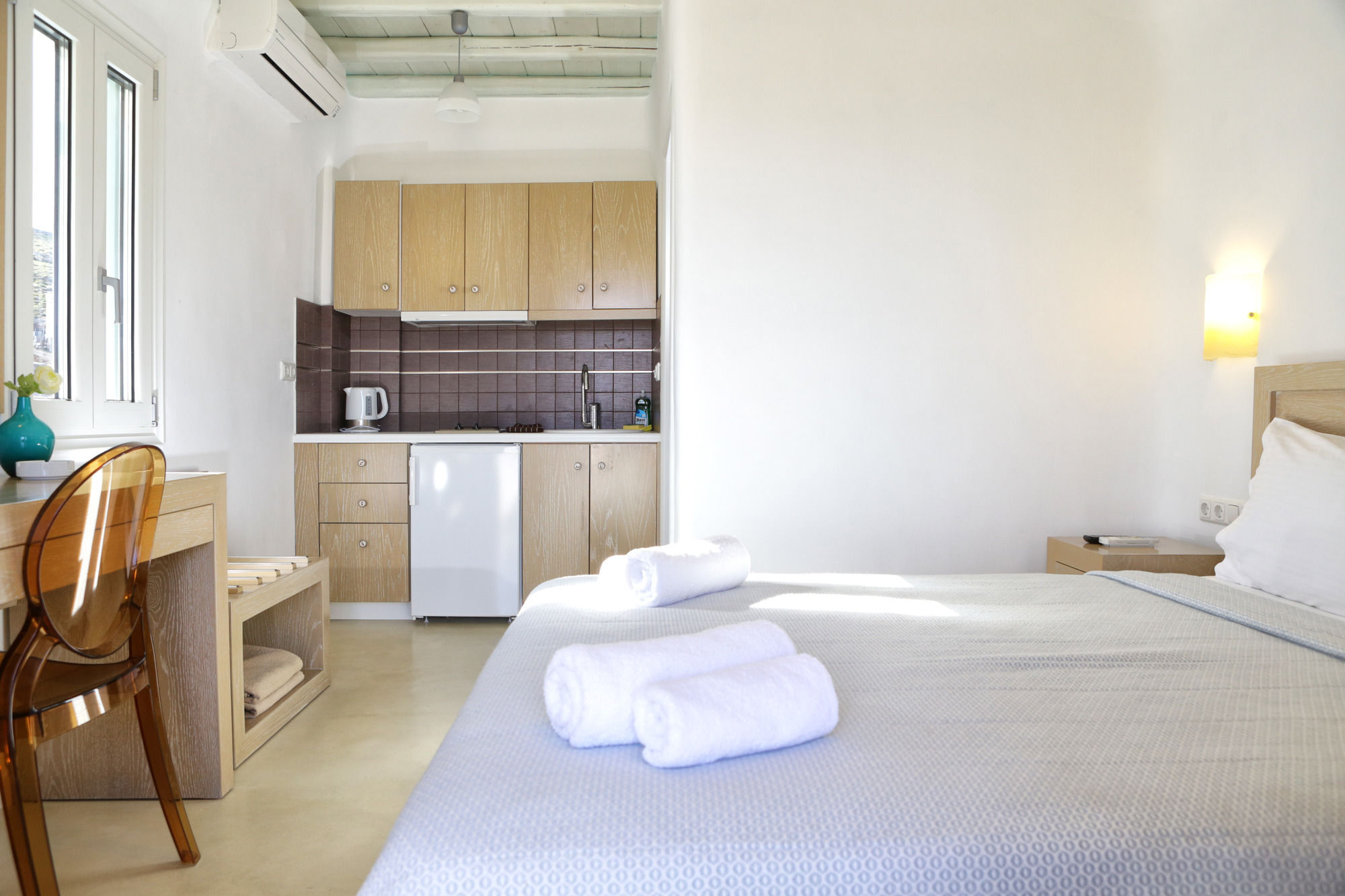 Niriides Homes & Aparthotel 3*