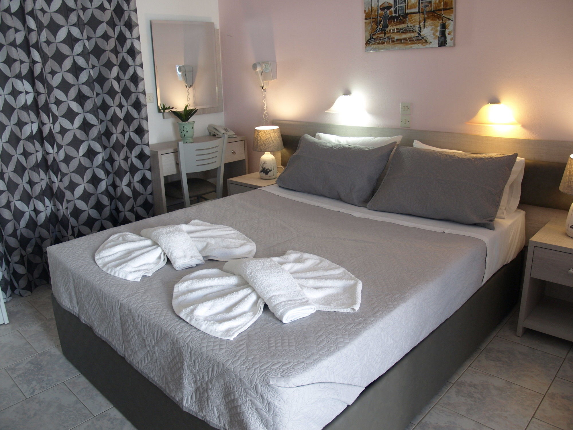 Katerina Aparthotel 2*