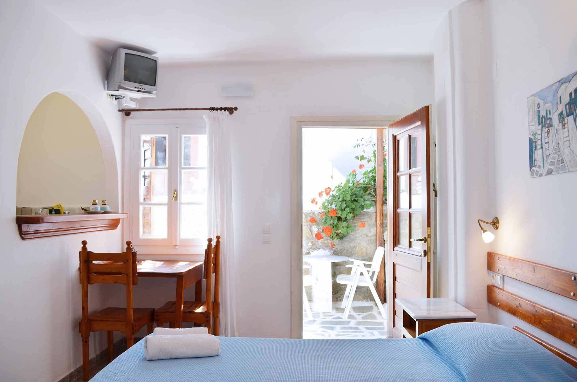 Aparthotel Pinelopi 3*